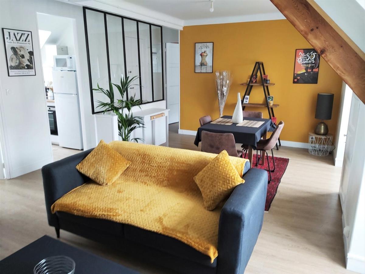 "Un Air De Jazz" Appartement T2 En Plein Centre-Ville Renove Coutances Exterior foto